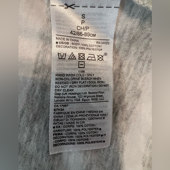 🎉HP🎉 Banana Republic Striped Sequined Pineapple Graphic Tee - Picture 8 of 8